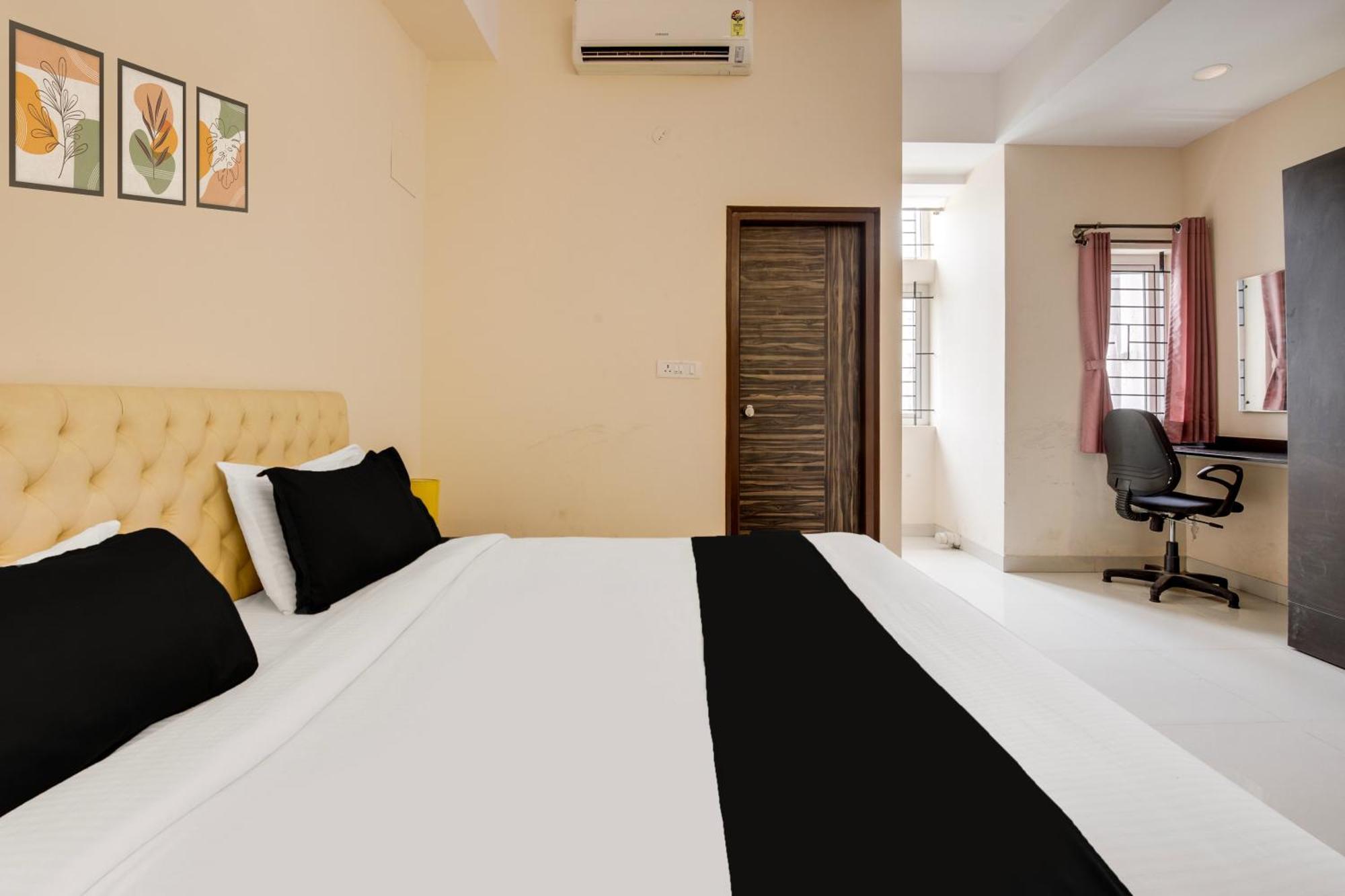Super Townhouse Hbr Layout Bangalore Exterior photo