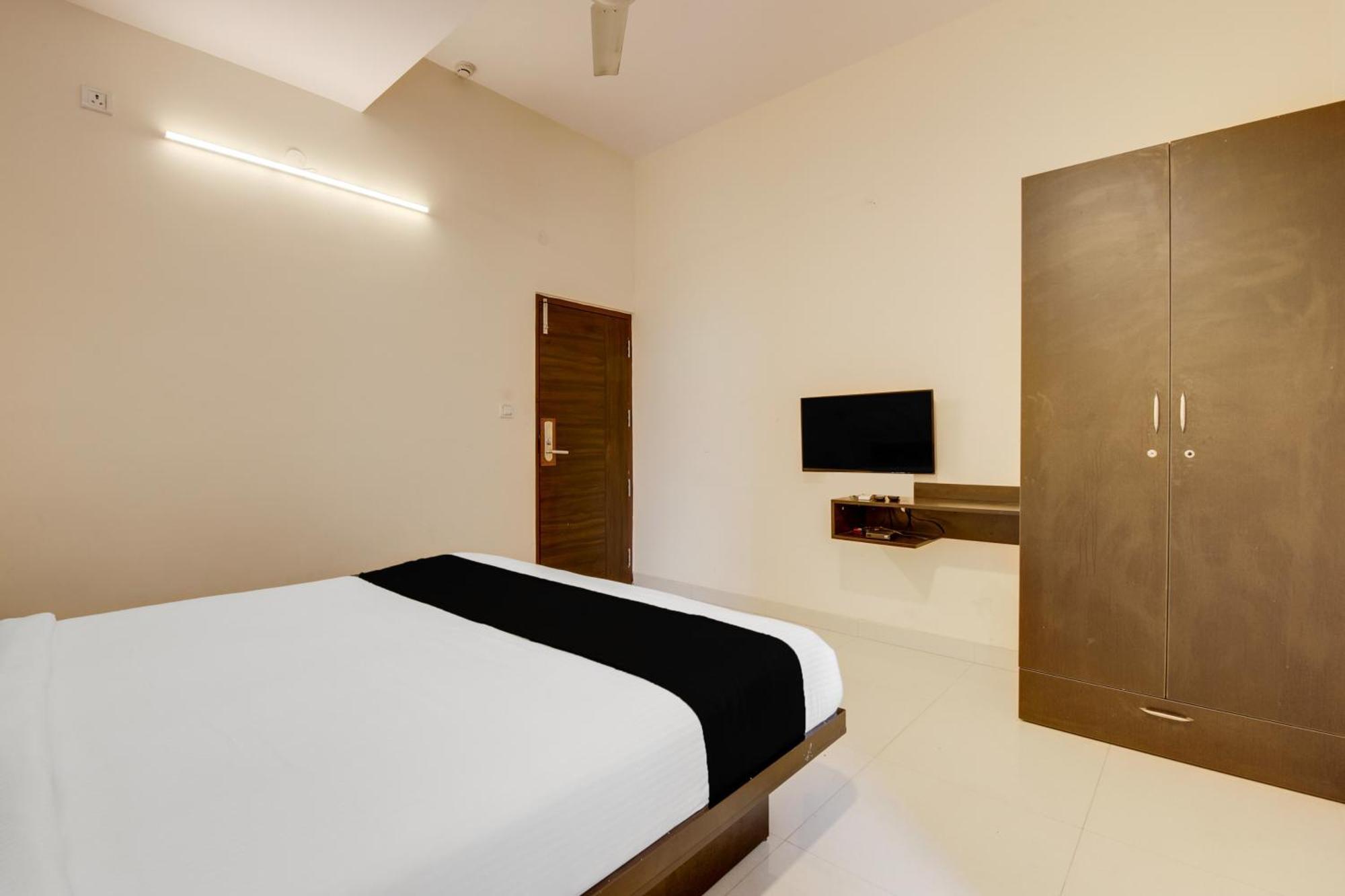 Super Townhouse Hbr Layout Bangalore Exterior photo