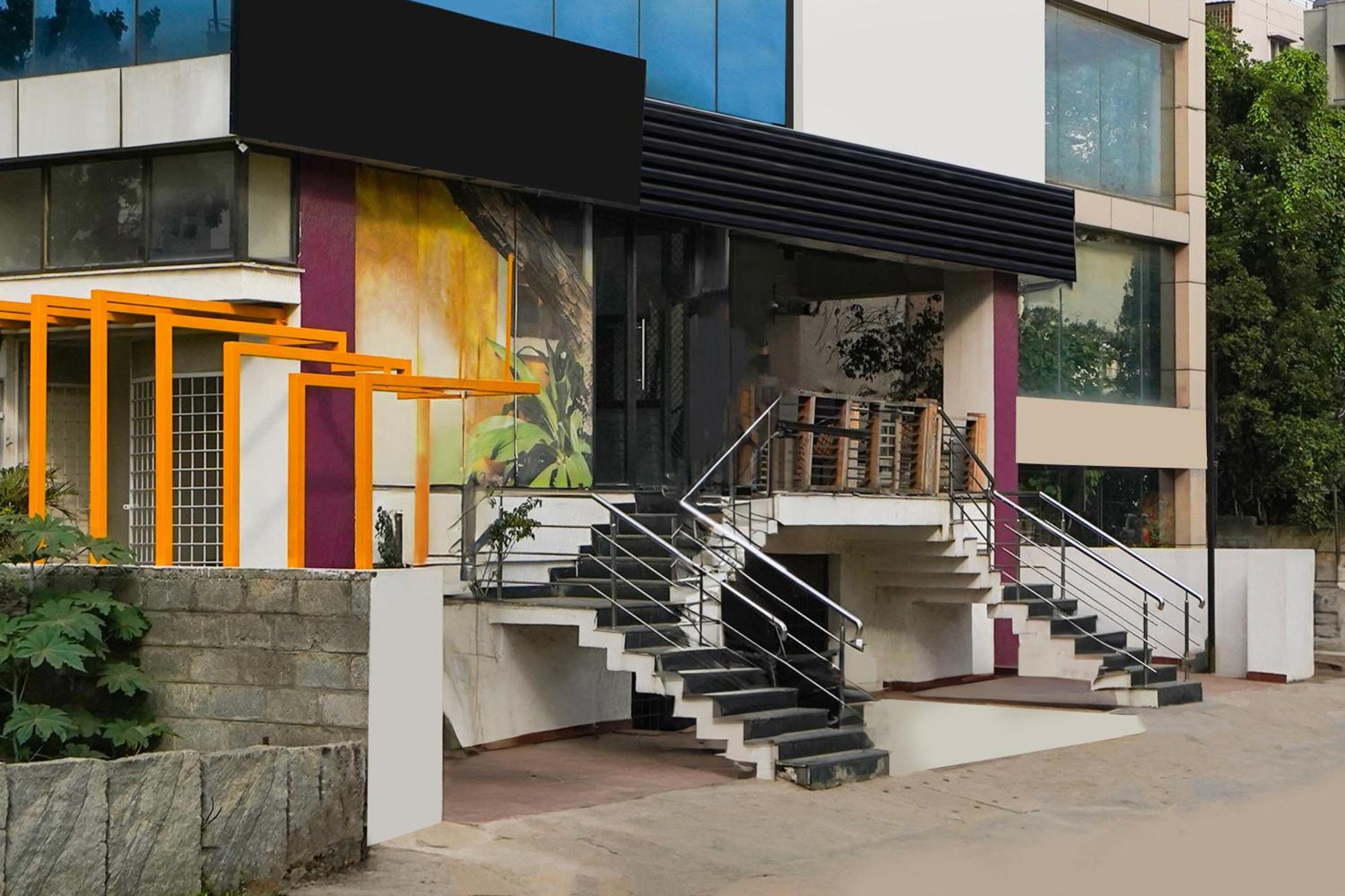 Super Townhouse Hbr Layout Bangalore Exterior photo